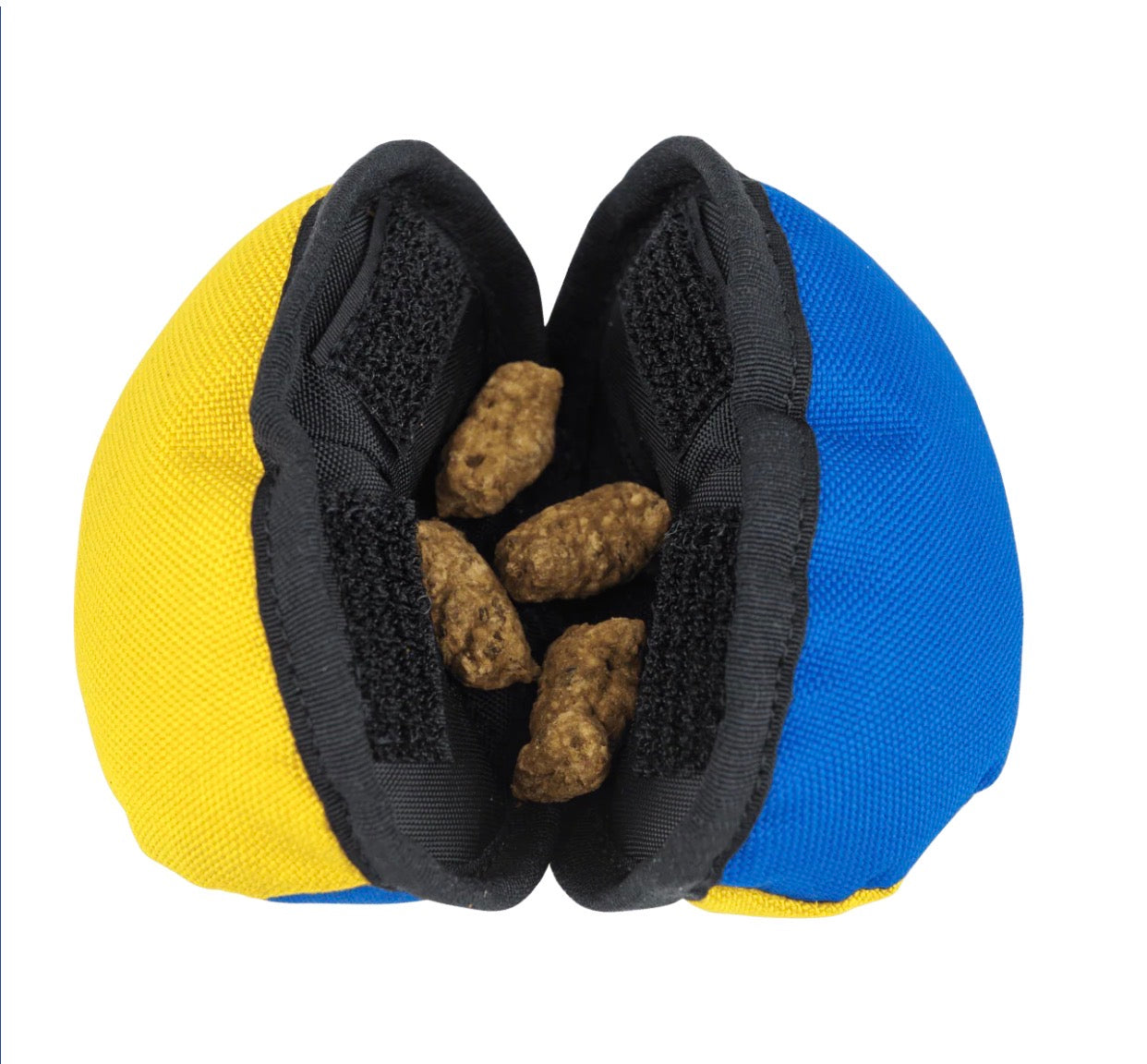 Tug E Nuff Clam Treat Dispenser