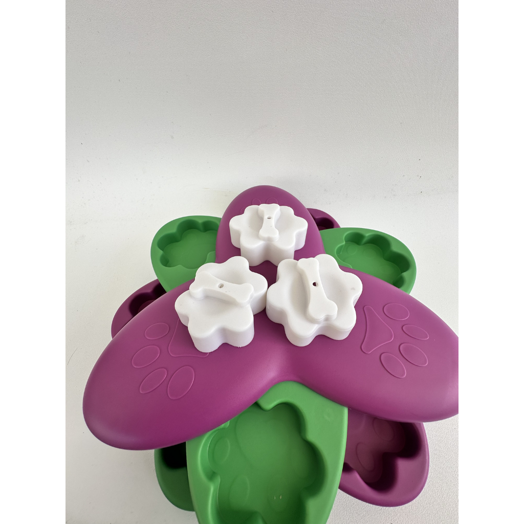 Flower dog enrichment puzzle game