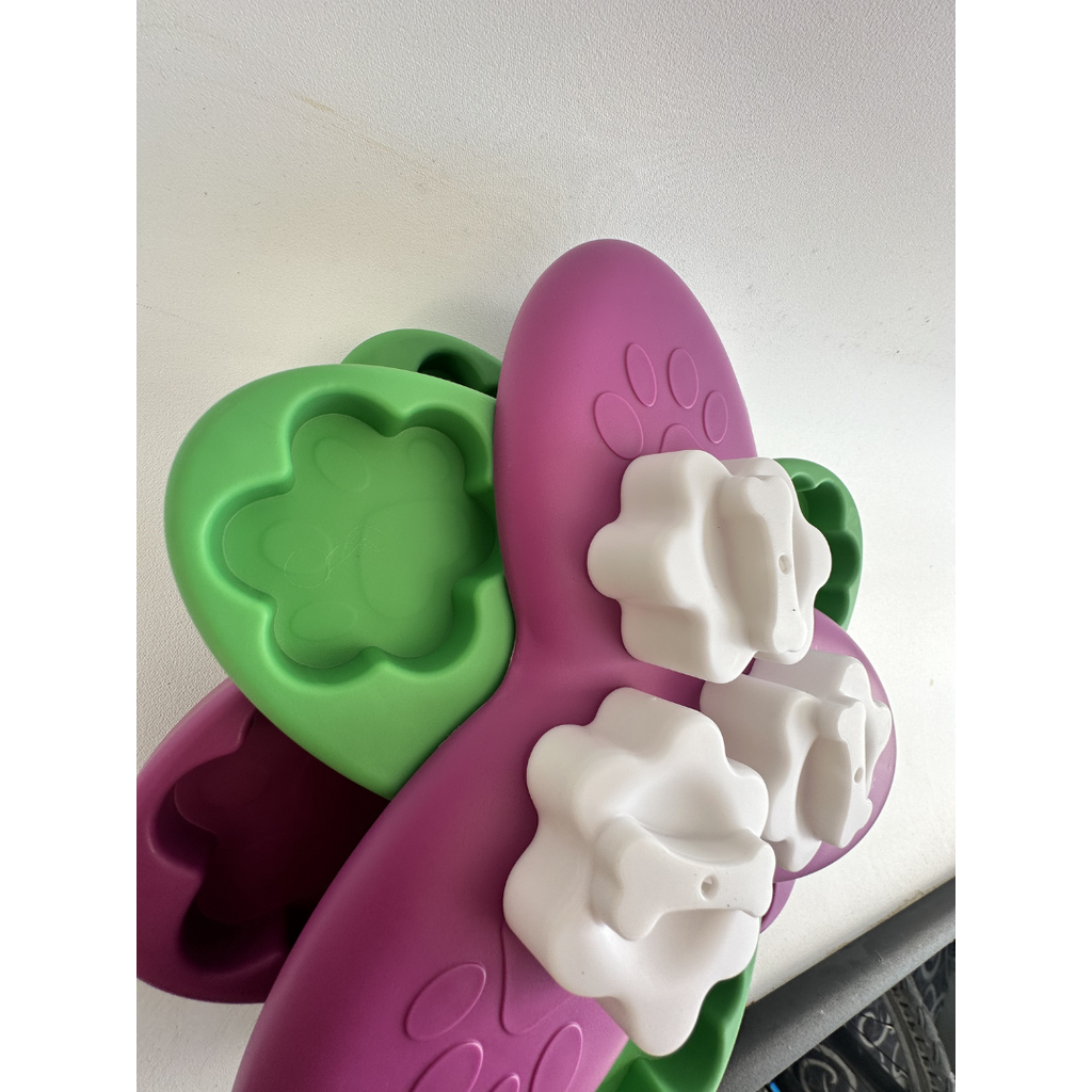 Flower dog enrichment puzzle game